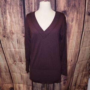 White House Black Market Sweater Size S Purple